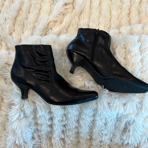 Nickels Women’s Espresso Brown Boots 8 1/2 Wide - Picture 2 of 16